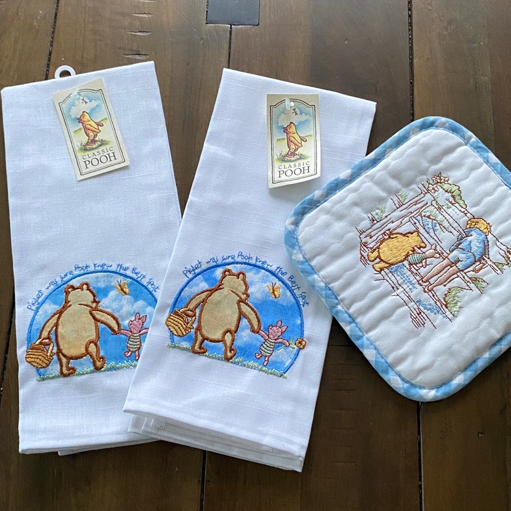 Disney Winnie the Pooh: embroidered classic pooh kitchen Towel set